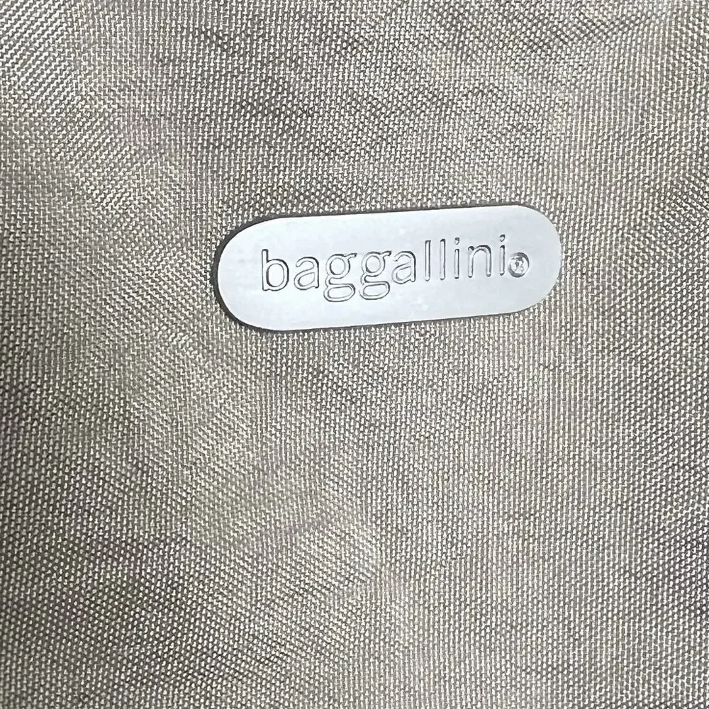 Baggallini Beige Tan Nylon Tote Travel Bag Multi Compartment Medium